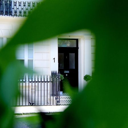 Апарт отель 1 Craven Hill Gardens Лондон Экстерьер фото