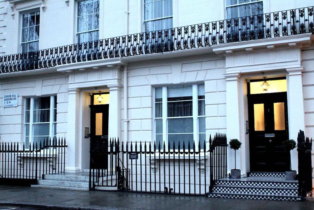 Апарт отель 1 Craven Hill Gardens Лондон Экстерьер фото