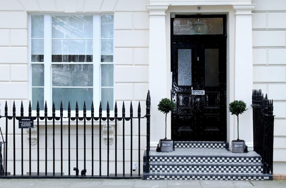 Апарт отель 1 Craven Hill Gardens Лондон Экстерьер фото